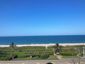 Am Strand, Strandtücher
