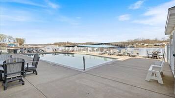 Uppvärmd pool