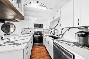 Micro-ondas, fogão, cooktop, lava-louças