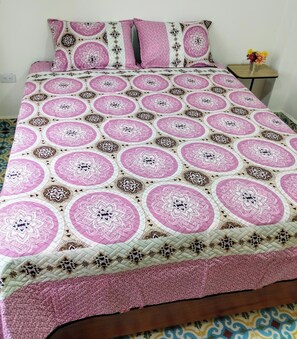 2 chambres, fer et planche Ă repasser, Wi-Fi, draps fournis