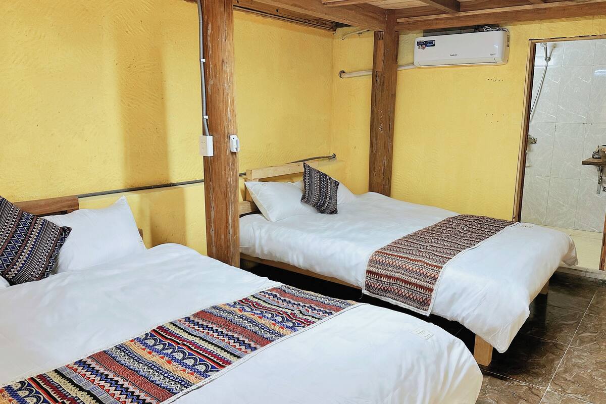 Family Double Room | Free WiFi