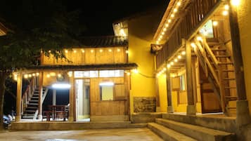 Mặt tiền nơi lưu trú