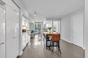 Suite Présidentielle, plusieurs lits, balcon, vue ville