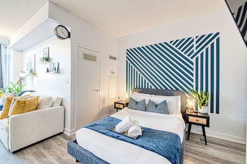 Panorama Suites-Fort York