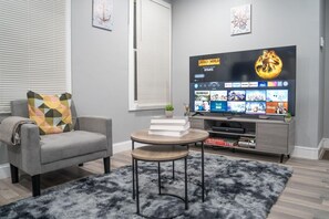 Habitación Confort, no fumadores | Escritorio y espacio para trabajar con un portátil