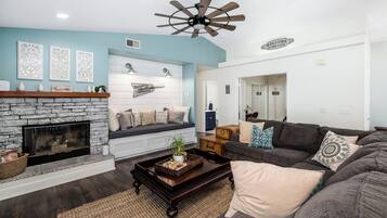 Smart-TV, videospill og bøker