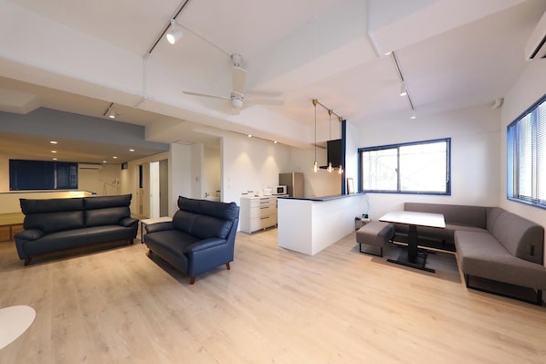 Apartment | Living area - Beach Side Chatan (Chatan)