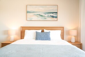 3 chambres, fer et planche à repasser, draps fournis