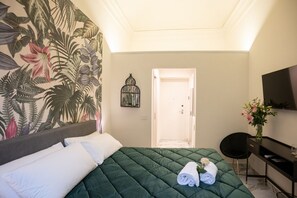 1 chambre, bureau, Wi-Fi, draps fournis