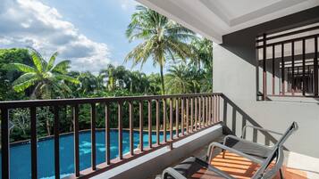 Superior Twin Room | Desk, laptop workspace, free WiFi