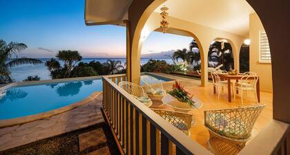 Villa Hoe by Tahiti Homes®. Swimming pool and sea view, ideal for a getaway for two!