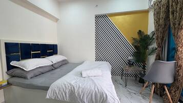 1 quarto, ferros/tábuas de passar roupa, Wi-Fi, roupa de cama