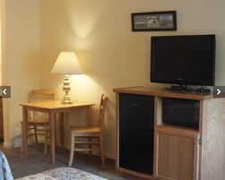 Ropa de cama de alta calidad y escritorio 