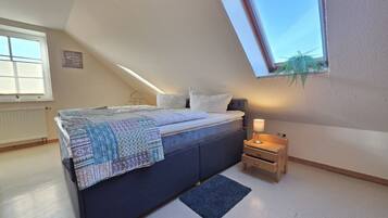 2 Schlafzimmer, Bügeleisen/Bügelbrett, WLAN