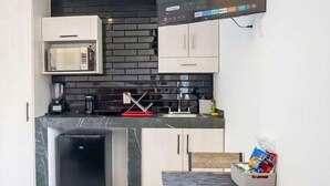 Standard Studio | Private kitchenette - Lofts Arsénico (San Luis Potosi)