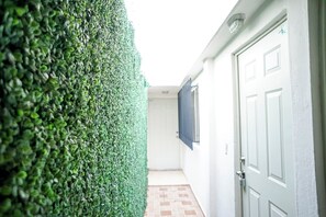 Laptop workspace, blackout curtains, free WiFi - Lofts Arsénico (San Luis Potosi)