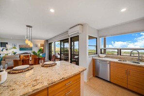 Interior - 2BD Breathtaking Ocean Views with AC & Pool-Wailea Ekolu 907 (Kihei)