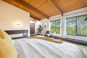 4 bedrooms, iron/ironing board, free WiFi, bed sheets - Perch - Hot tub Forest Retreat (Kenmore)