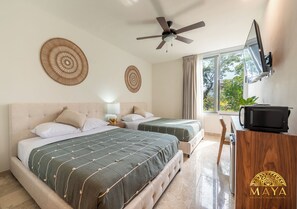 1 soveværelse, pengeskab på værelset, mørklægningsgardiner