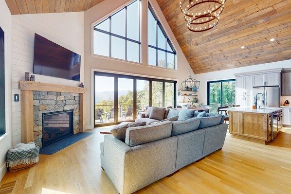 TV, fireplace, DVD player