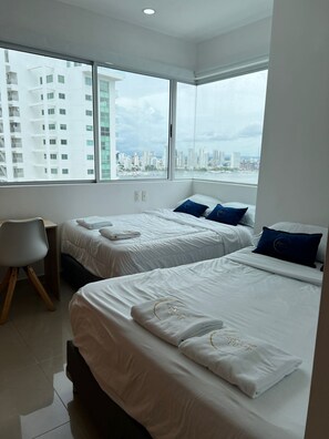 2 bedrooms, desk, iron/ironing board, WiFi