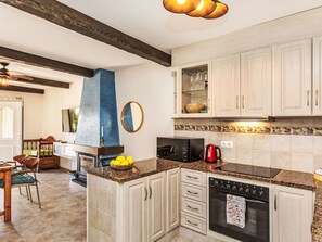 Fridge, microwave, oven, dishwasher - Vacation home Nadia by Interhome (Tossa de Mar)