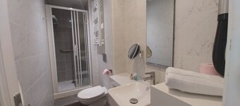 Studio apartment ( 2 beds 90 cm )