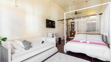 1 chambre, fer et planche Ă repasser, Wi-Fi, draps fournis