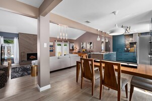 Casa conforto, sacada, vista para o jardim | Cozinha privada | Chaleira elétrica, torradeira
