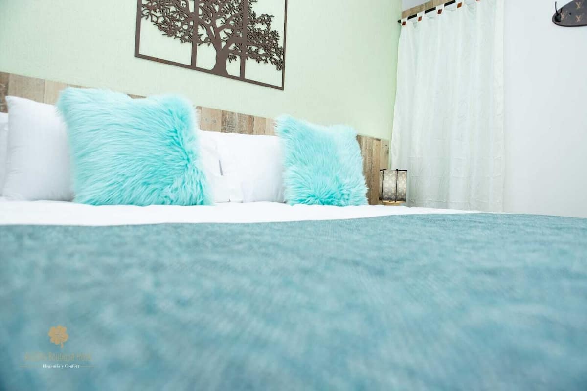 Classic-Doppelzimmer | Zimmersafe, Bügeleisen/Bügelbrett, kostenloses WLAN
