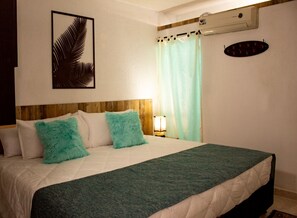 In-room safe, iron/ironing board, free WiFi - ArisSha Boutique Hotel (Cali)