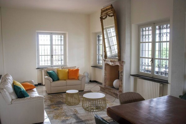 Tv, bordfodbold, bøger