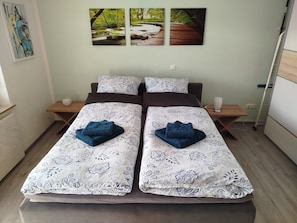 1 bedroom, WiFi, bed sheets