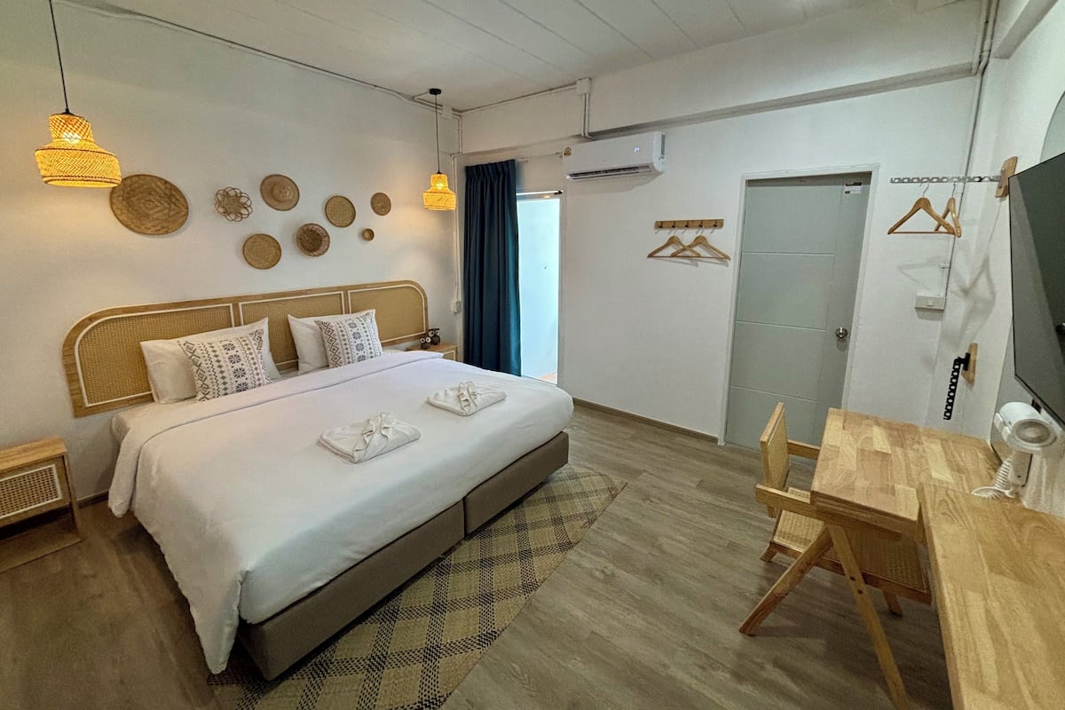 Wifi gratis y ropa de cama