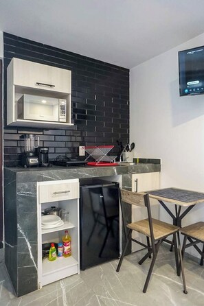 Unclassified image, 5 of 14, button - Charming Private Studio for Two, Invoicing (San Luis Potosí)