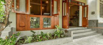 Serene 2-Bedroom Villa Retreat in Charming Ambalangoda