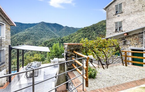 4 bedroom stunning home in Tribogna