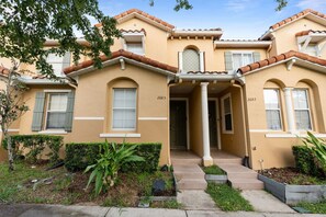 Exterior - Cozy 3BDR House near Disney - AL (Kissimmee)