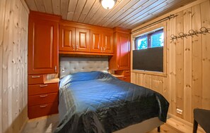 4 bedrooms, free WiFi - 4 bedroom gorgeous home in Bjorli (Bjorli)