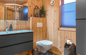 Shower - 4 bedroom gorgeous home in Bjorli (Bjorli)