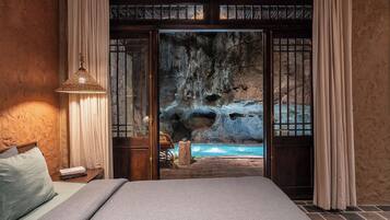 Standard-Villa, Poolblick | Zimmerausstattung