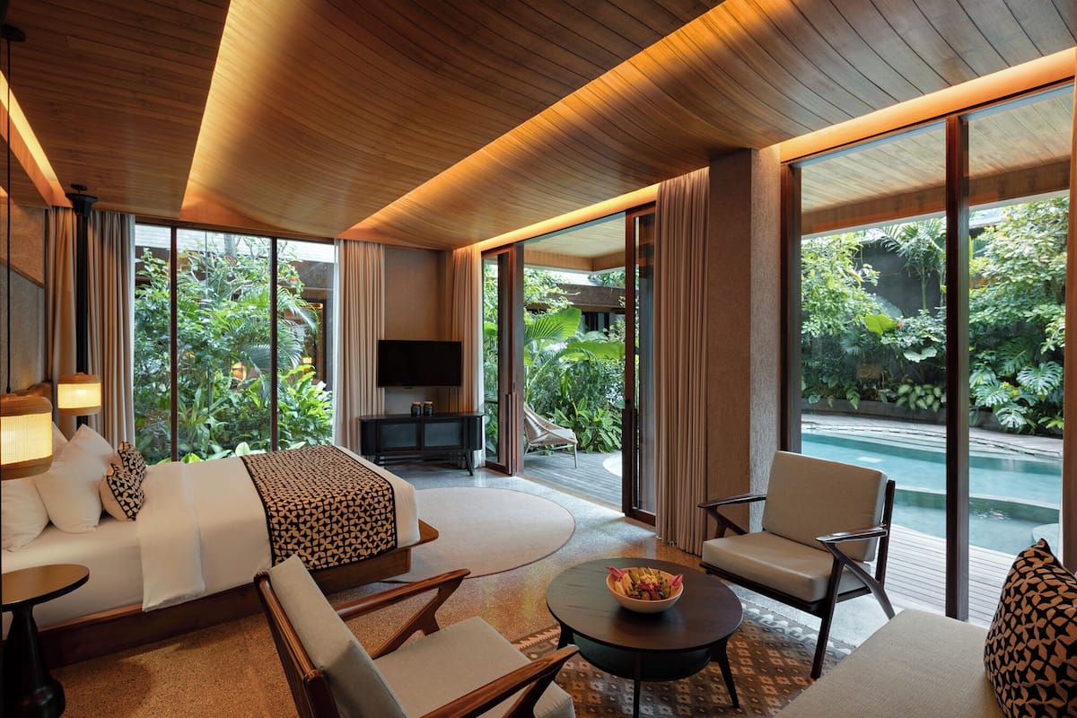 Suite Double Bed Pool Access | 1 bedroom, premium bedding, pillowtop beds, in-room safe