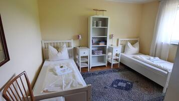 3 Schlafzimmer, Bügeleisen/Bügelbrett, kostenloses WLAN, Bettwäsche