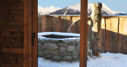 Chalet 'Alpenchalets Weissenbacher-Fuchsbau' mit Bergblick, Terrasse und Wi-Fi