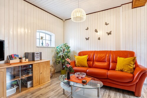 Holiday Home 'Wohlfühlurlaub' with Private Terrace and Private Garden