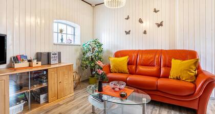 Holiday Home 'Wohlfühlurlaub' with Private Terrace and Private Garden