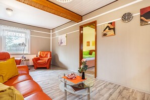 Télévision, chaîne hi-fi