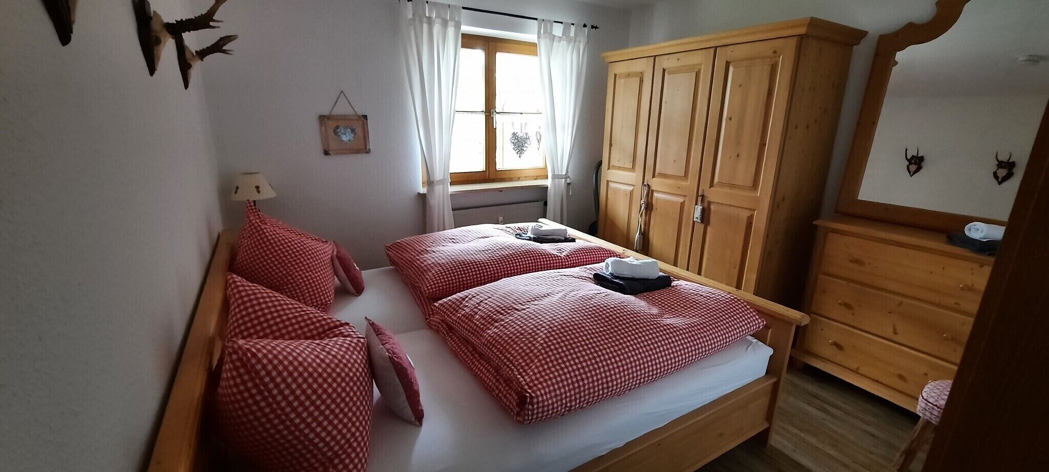 2 Schlafzimmer, Bügeleisen/Bügelbrett, kostenloses WLAN, Bettwäsche