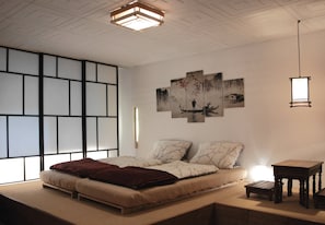 3 chambres, fer et planche à repasser, Wi-Fi gratuit, draps fournis
