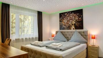 1 dormitori, planxa i posts de planxar, wifi gratuïta i roba de llit